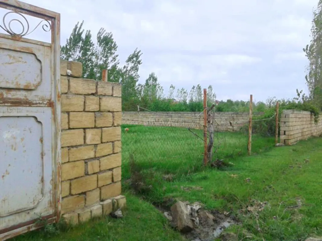 Satılır torpaq sahəsi 20 m²