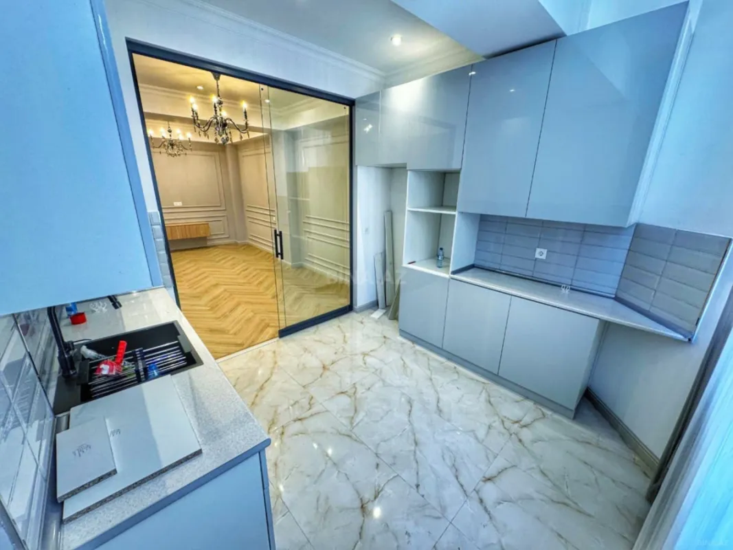 Satılır 3 otaqlı mənzil 103 m²