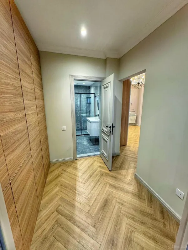 Satılır 3 otaqlı mənzil 103 m²