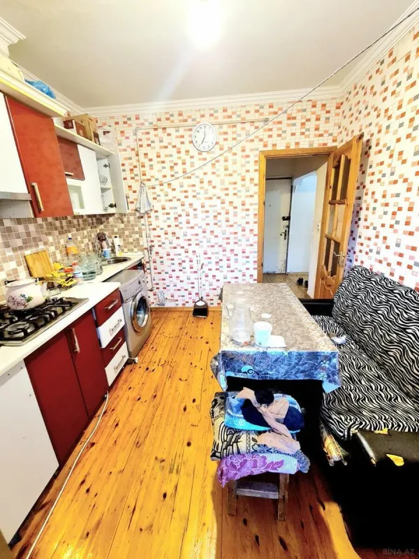 Satılır 2 otaqlı mənzil 56 m²