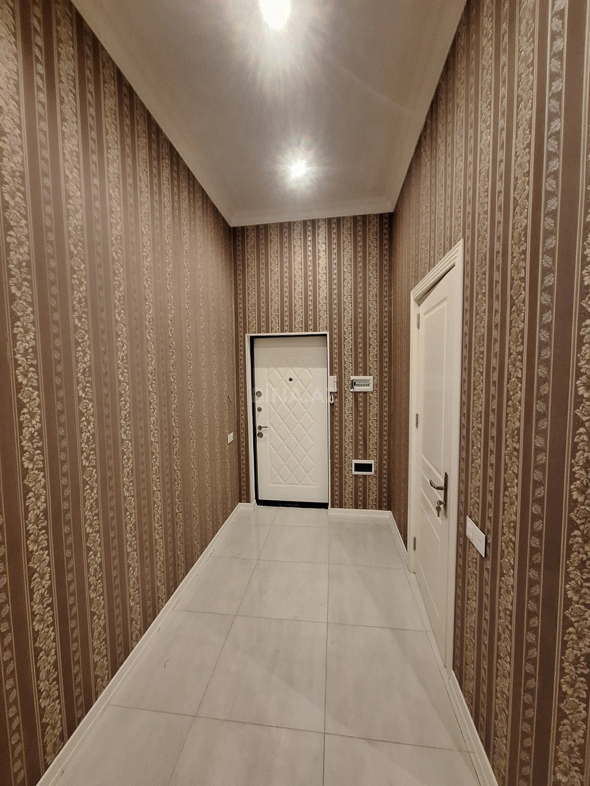 Kirayə verilir 1 otaqlı mənzil 56 m²