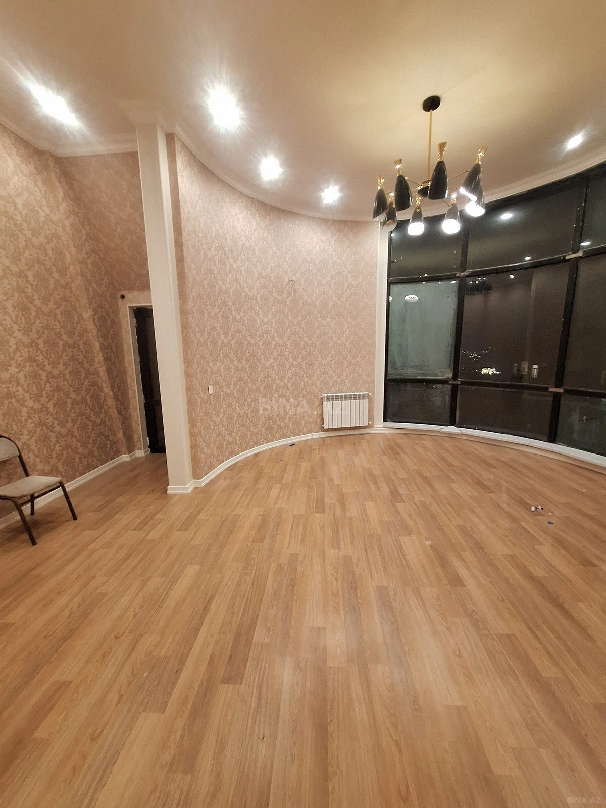 Kirayə verilir 1 otaqlı mənzil 56 m²