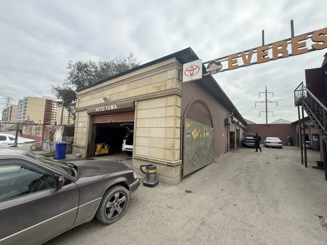 Satılır obyekt 500 m²