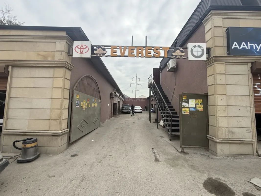 Satılır obyekt 500 m²