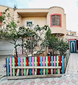 Satılır 7 otaqlı həyət evi 340 m²