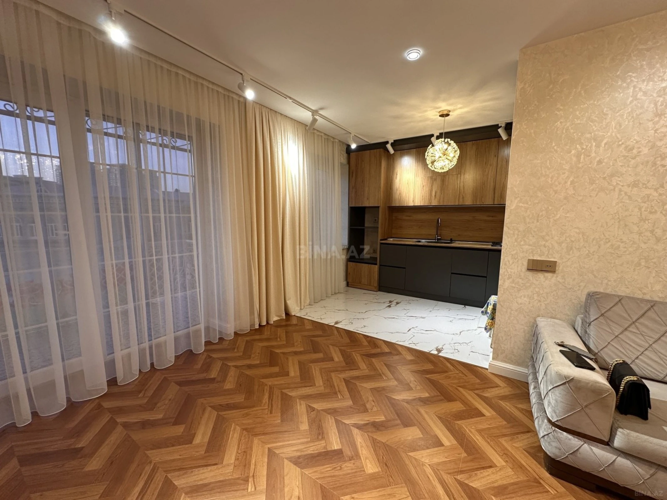 Satılır 3 otaqlı mənzil 58 m²