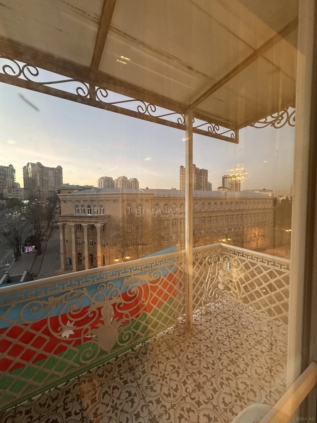 Satılır 3 otaqlı mənzil 58 m²