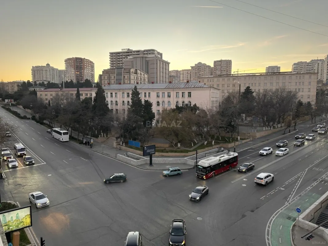 Satılır 3 otaqlı mənzil 58 m²