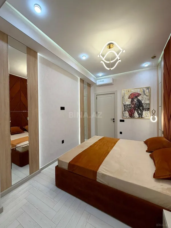 Satılır 2 otaqlı mənzil 80 m²