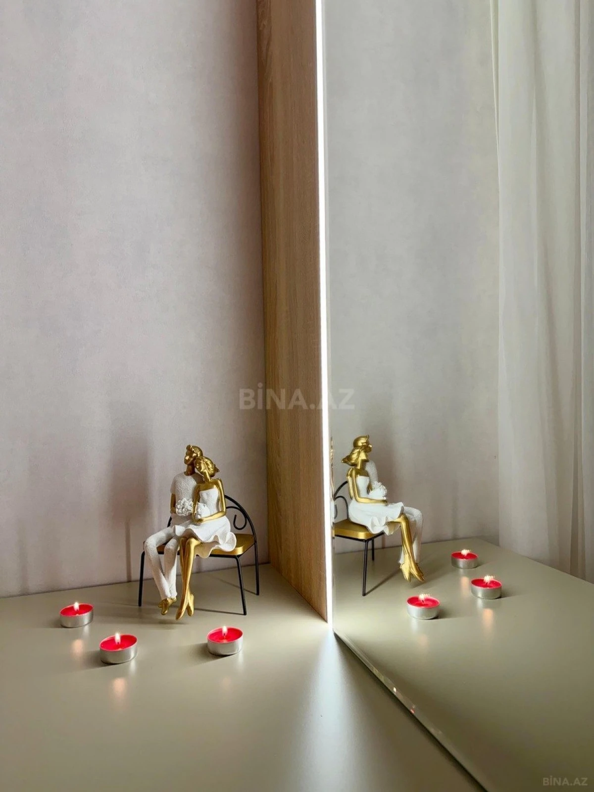 Satılır 2 otaqlı mənzil 80 m²