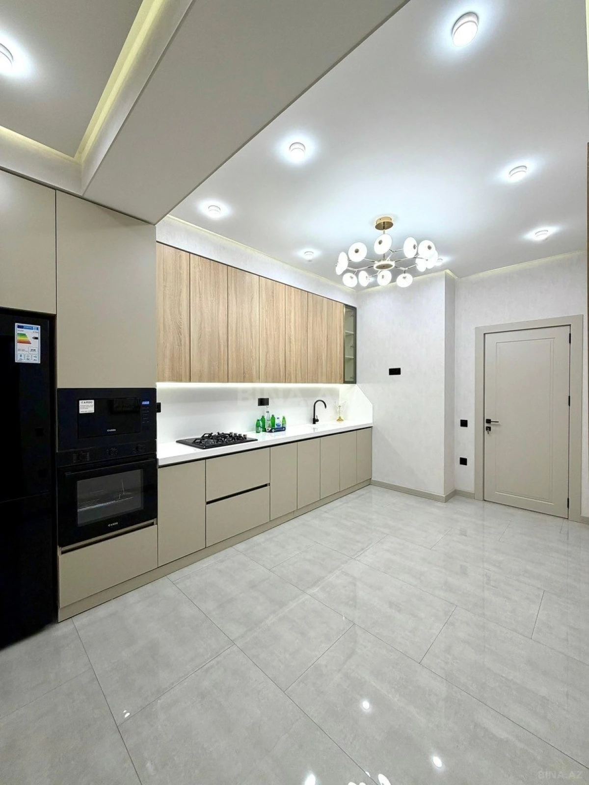 Satılır 2 otaqlı mənzil 80 m²