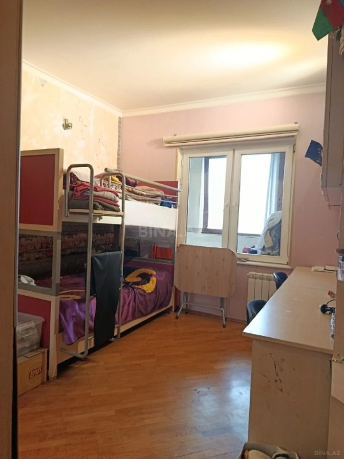 Satılır 2 otaqlı mənzil 65 m²