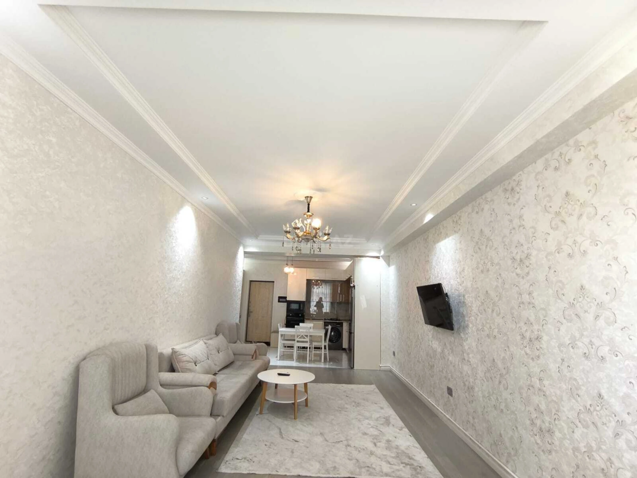 Kirayə verilir 2 otaqlı mənzil 70 m²