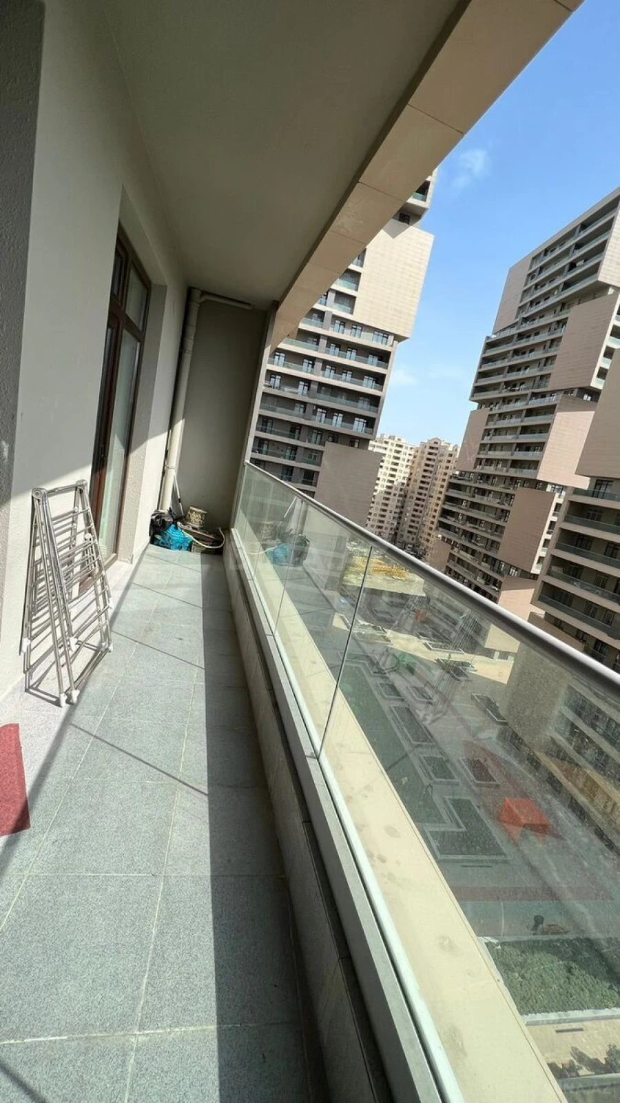 Kirayə verilir 2 otaqlı mənzil 70 m²