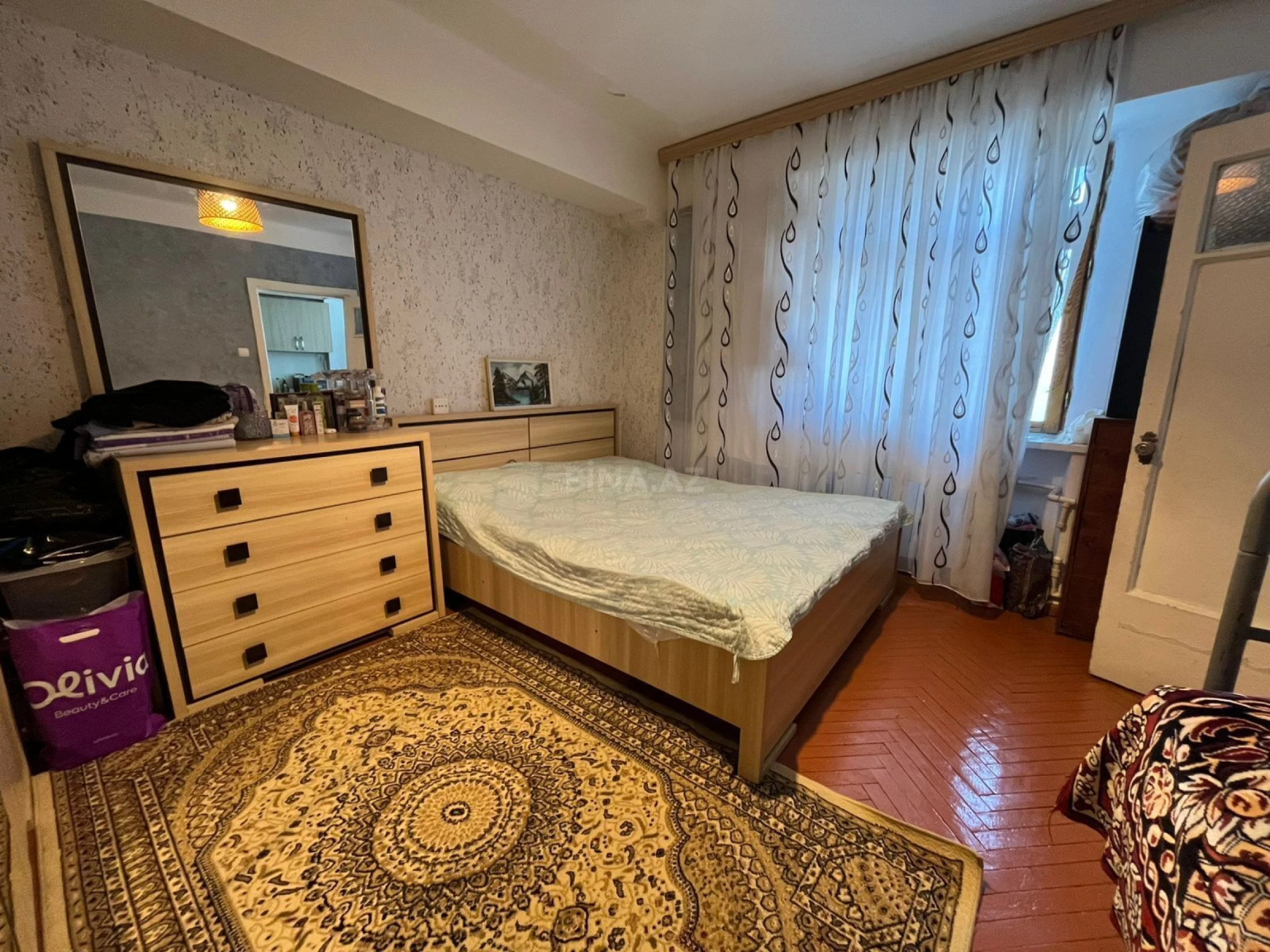 Satılır 2 otaqlı mənzil 65 m²