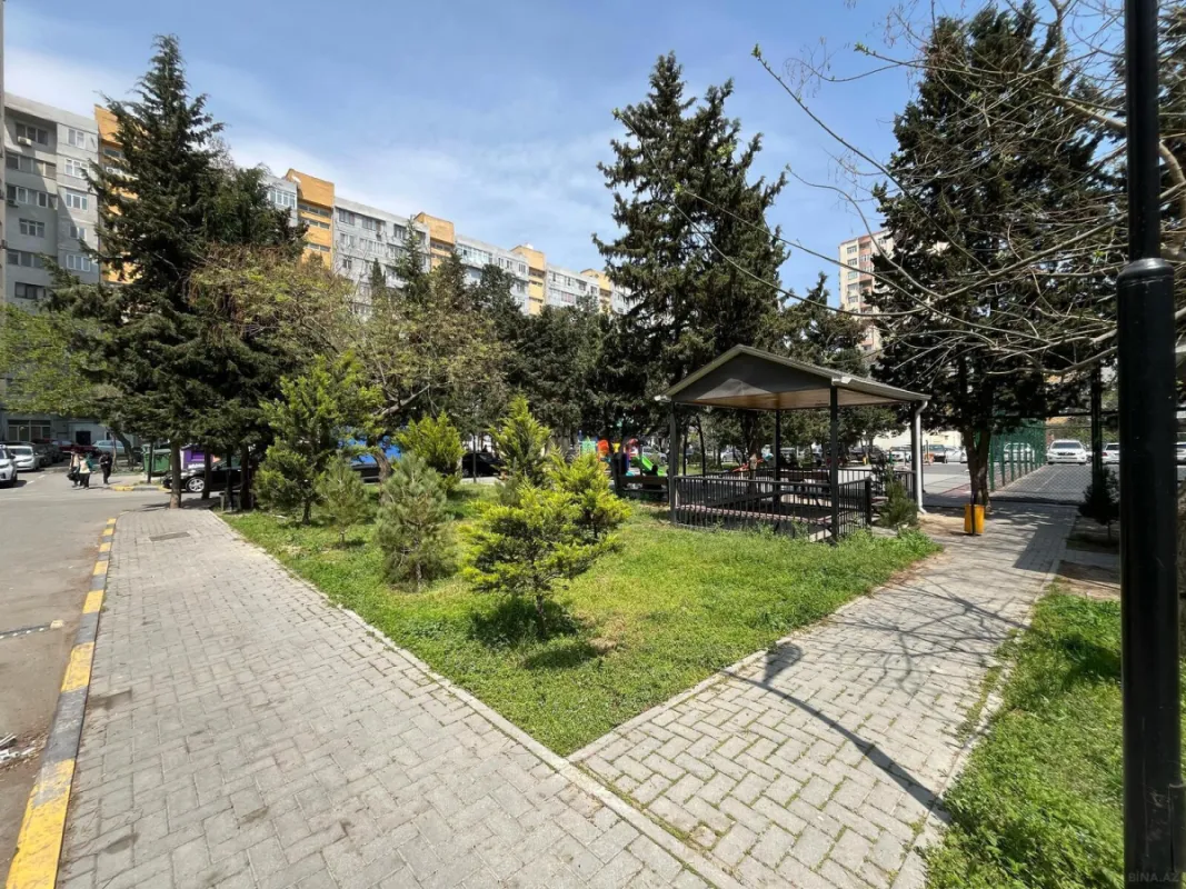 Satılır 2 otaqlı mənzil 65 m²