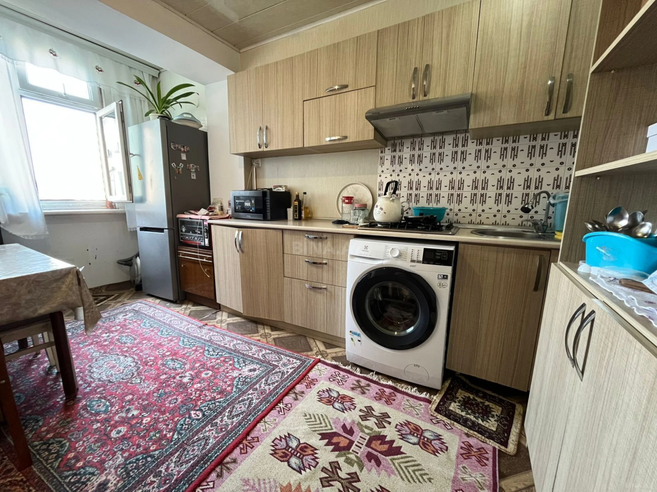 Satılır 2 otaqlı mənzil 65 m²