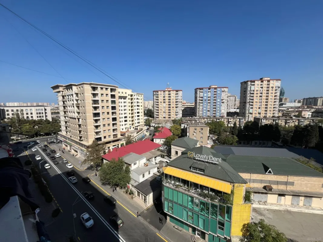 Satılır 2 otaqlı mənzil 65 m²