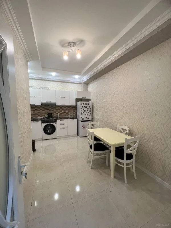 Satılır 3 otaqlı mənzil 128 m²