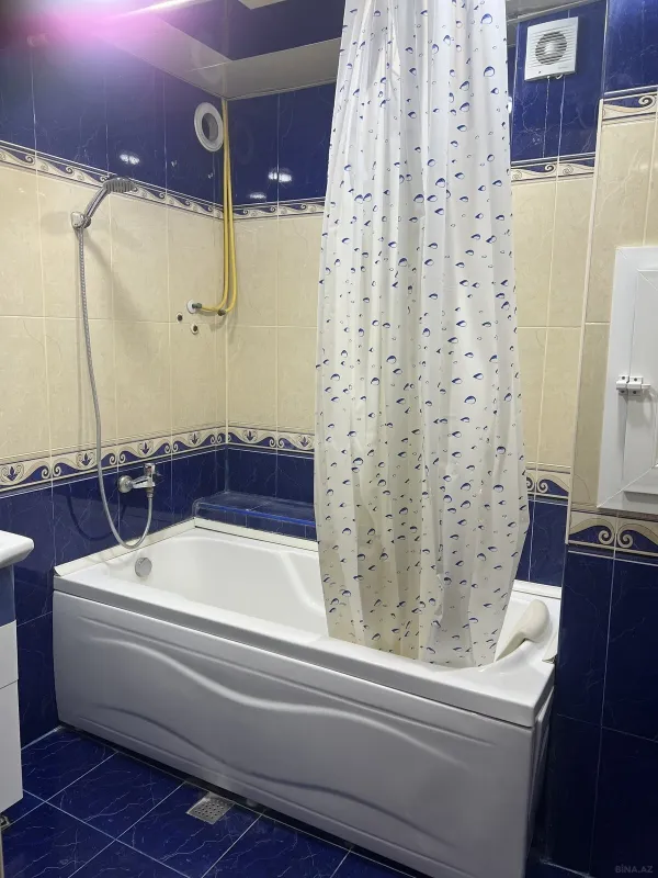 Kirayə verilir 2 otaqlı mənzil 55 m²