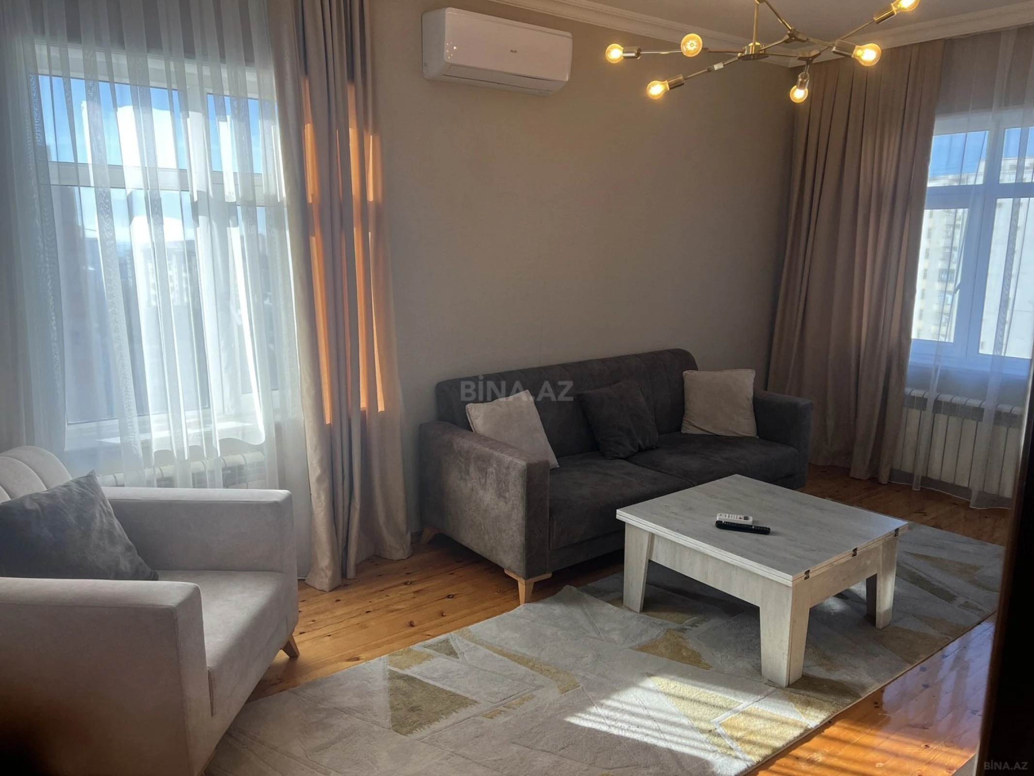 Kirayə verilir 2 otaqlı mənzil 55 m²