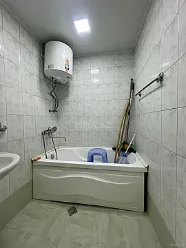 Satılır 2 otaqlı mənzil 58 m²