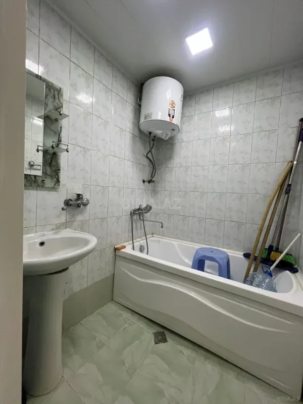 Satılır 2 otaqlı mənzil 58 m²