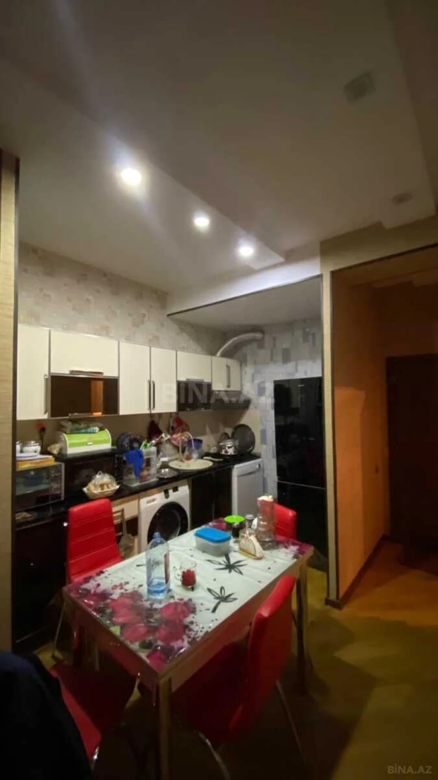 Satılır 3 otaqlı mənzil 110 m²