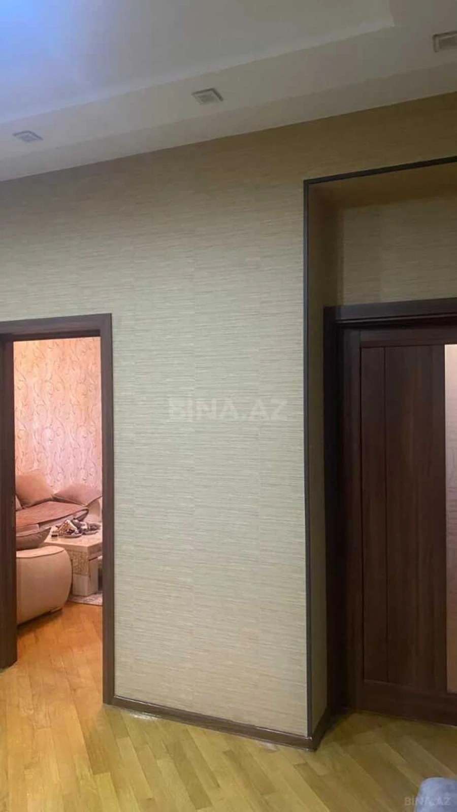 Satılır 3 otaqlı mənzil 110 m²