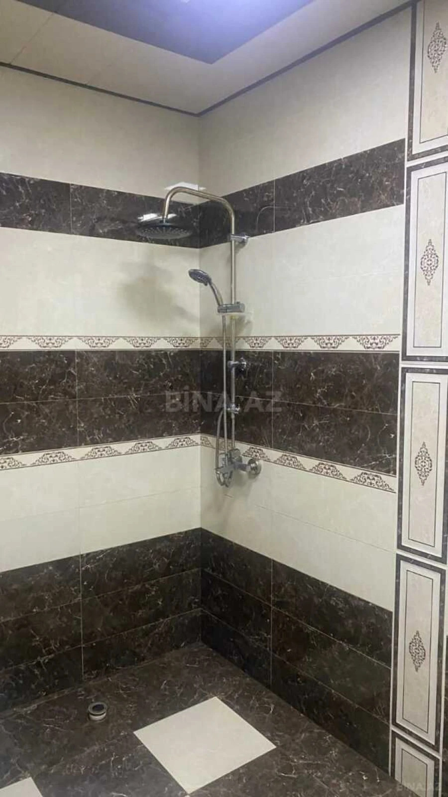 Satılır 3 otaqlı mənzil 110 m²
