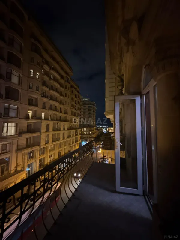 Satılır 2 otaqlı mənzil 62 m²