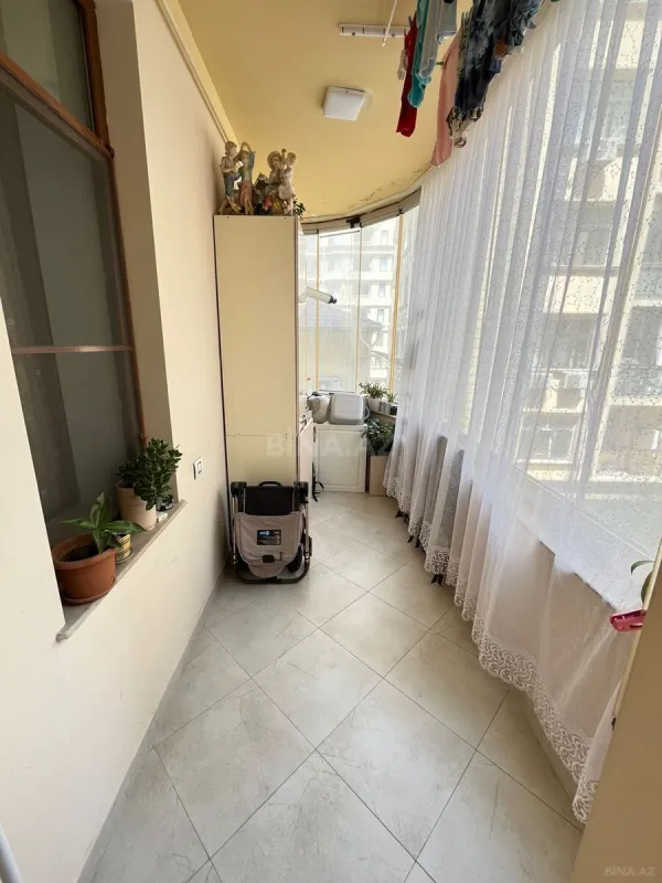 Satılır 3 otaqlı mənzil 110 m²