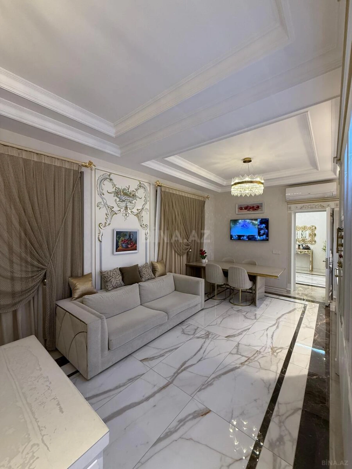Satılır 7 otaqlı həyət evi 760 m²