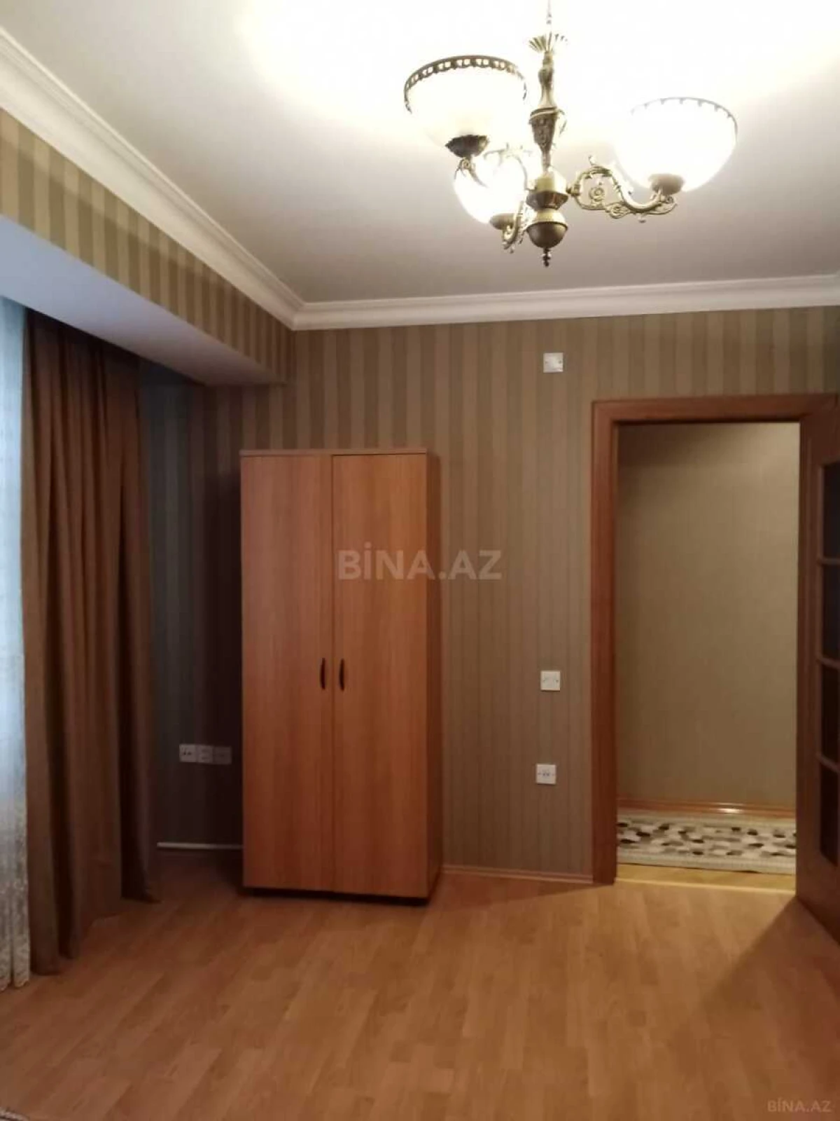 Satılır 3 otaqlı mənzil 90 m²