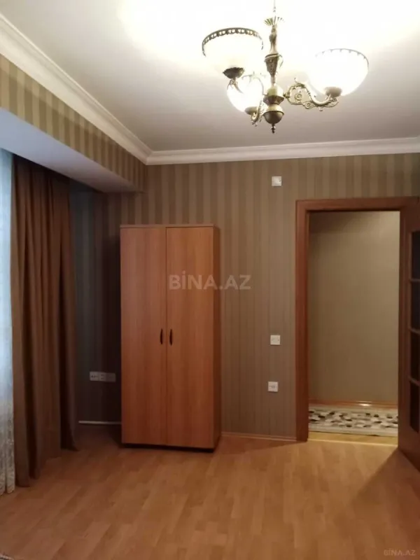 Satılır 3 otaqlı mənzil 90 m²