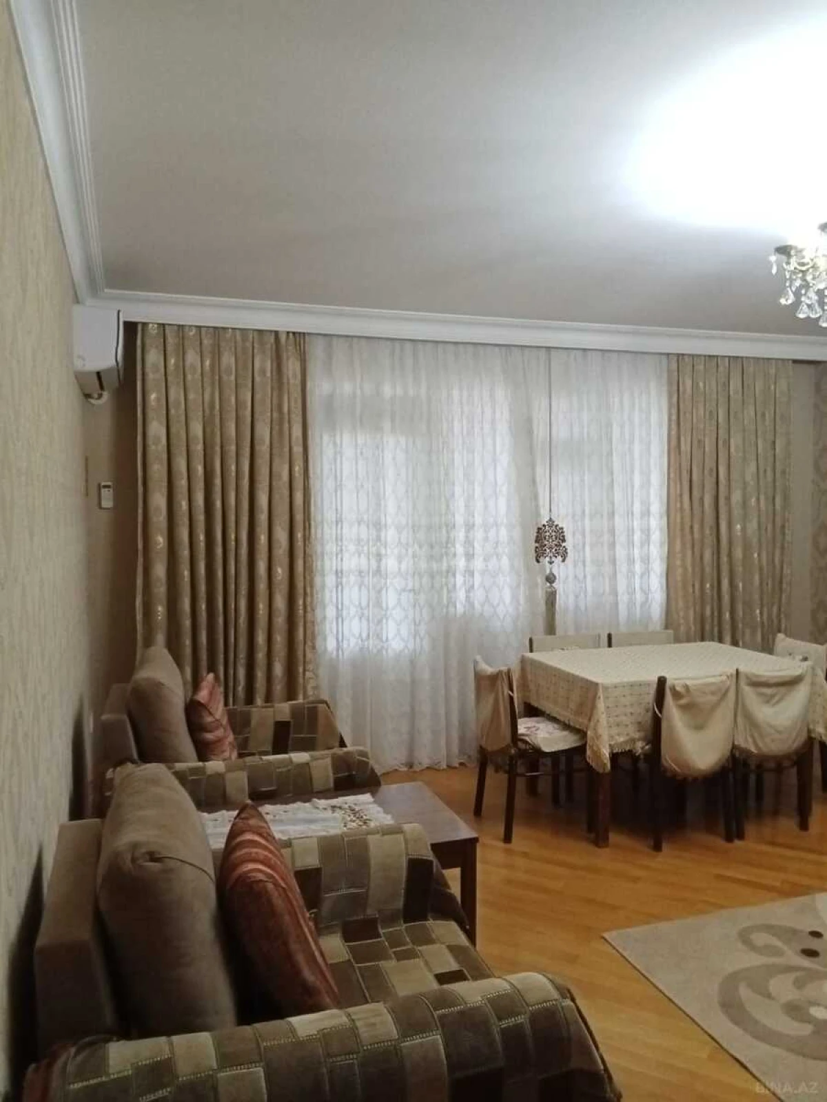 Satılır 3 otaqlı mənzil 90 m²