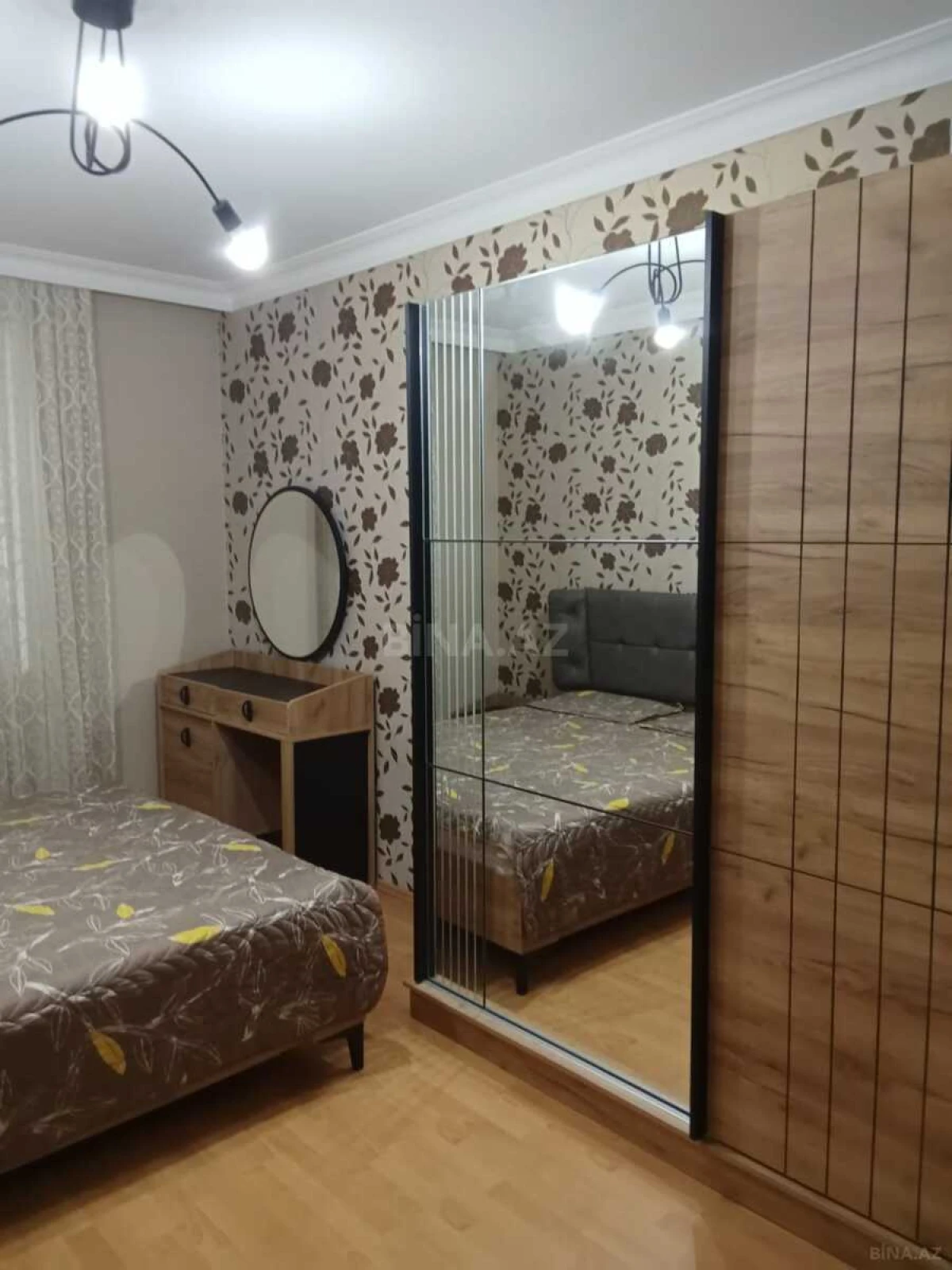 Satılır 3 otaqlı mənzil 90 m²
