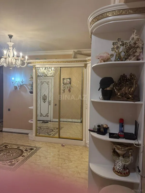 Satılır 2 otaqlı mənzil 100 m²