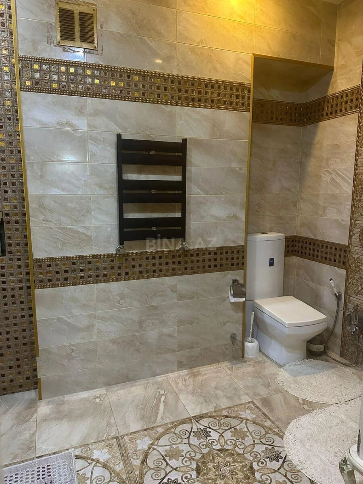 Satılır 2 otaqlı mənzil 100 m²