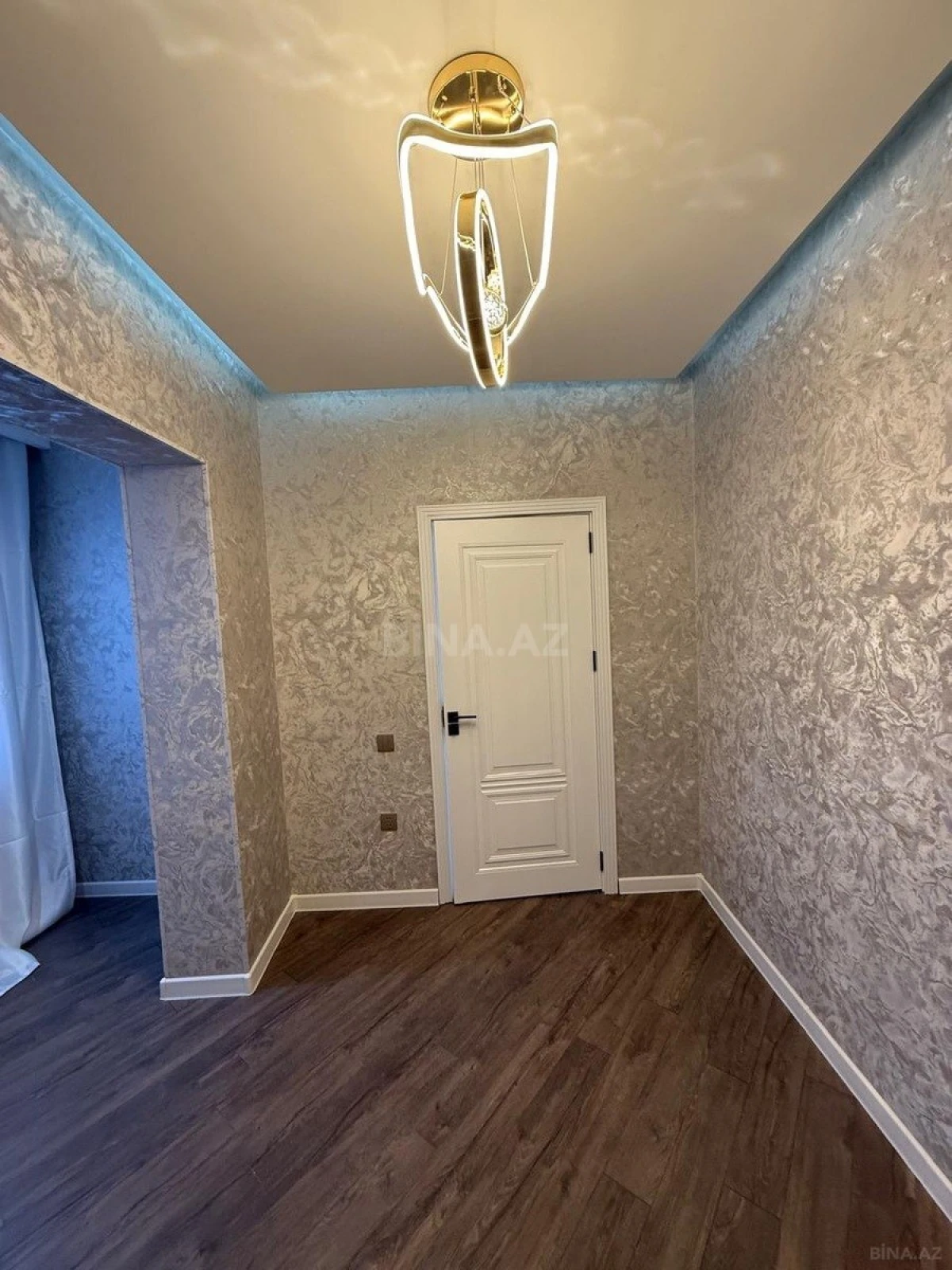 Satılır 3 otaqlı mənzil 70 m²