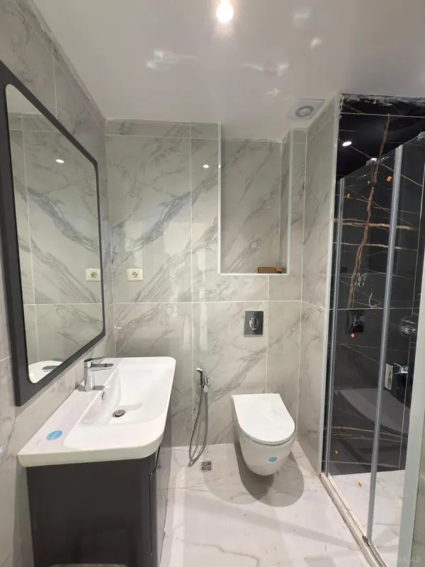 Satılır 2 otaqlı mənzil 63 m²