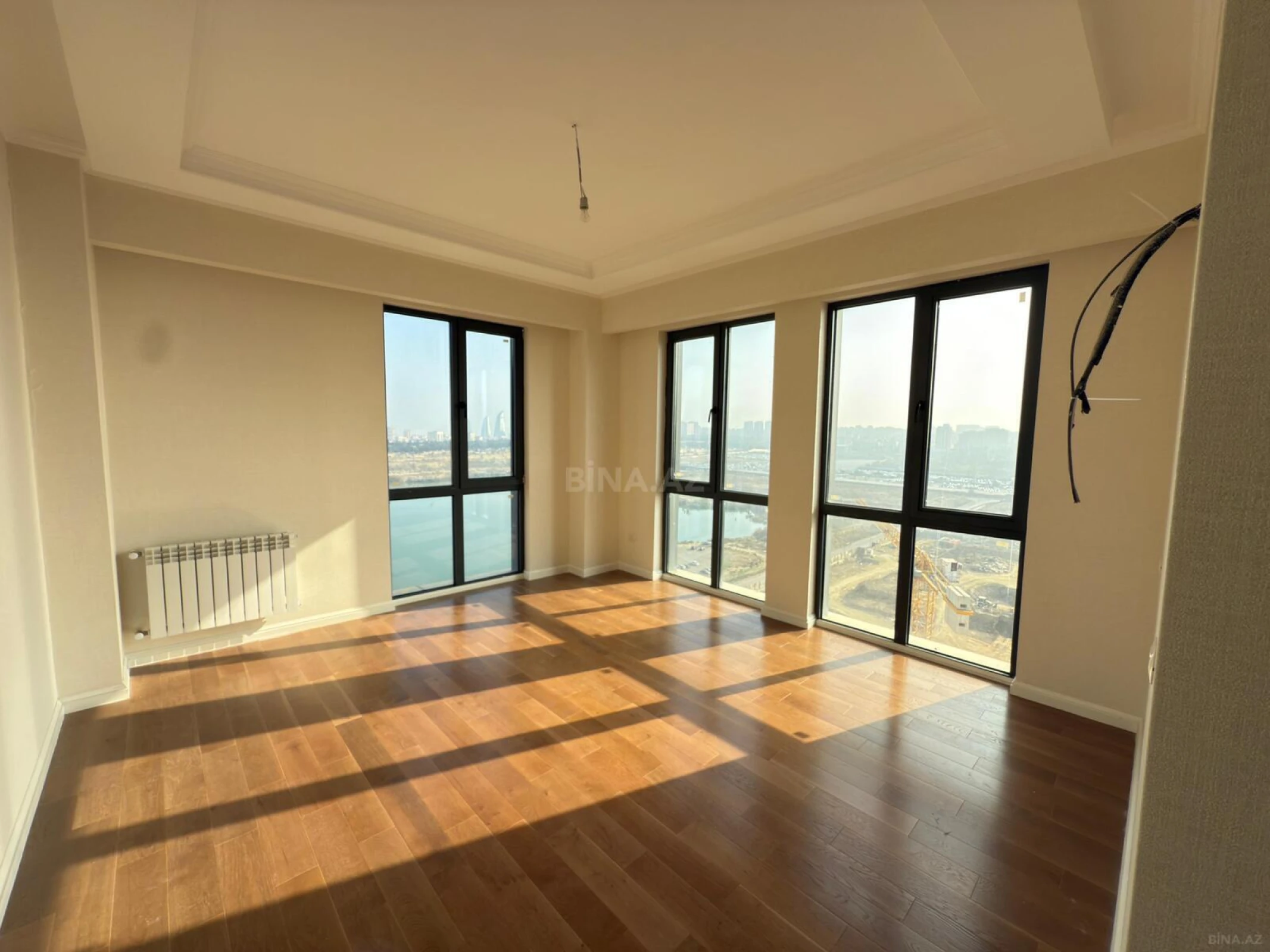 Satılır 2 otaqlı mənzil 63 m²