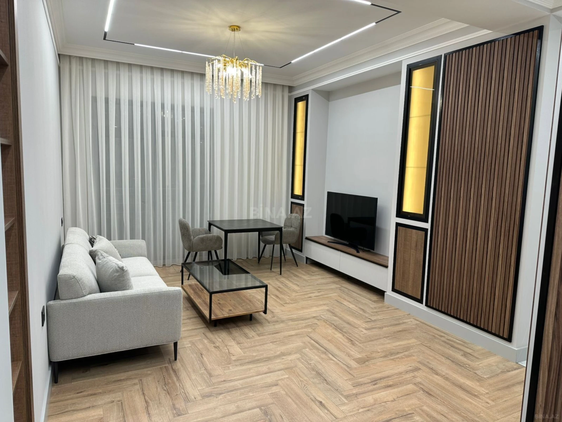 Kirayə verilir 2 otaqlı mənzil 65 m²