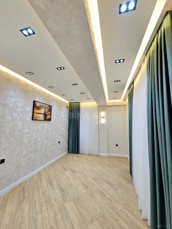 Satılır 3 otaqlı mənzil 112 m²