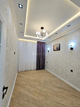Satılır 3 otaqlı mənzil 112 m²
