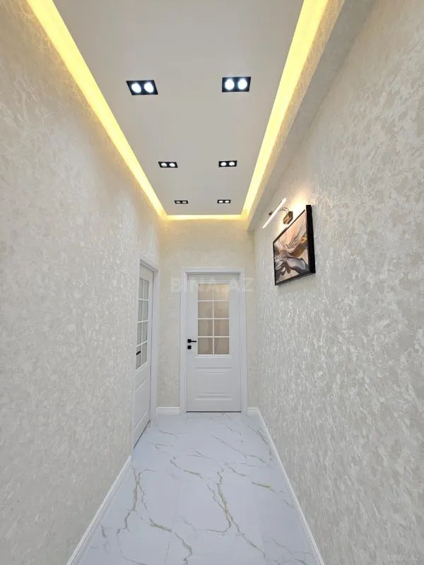 Satılır 3 otaqlı mənzil 112 m²