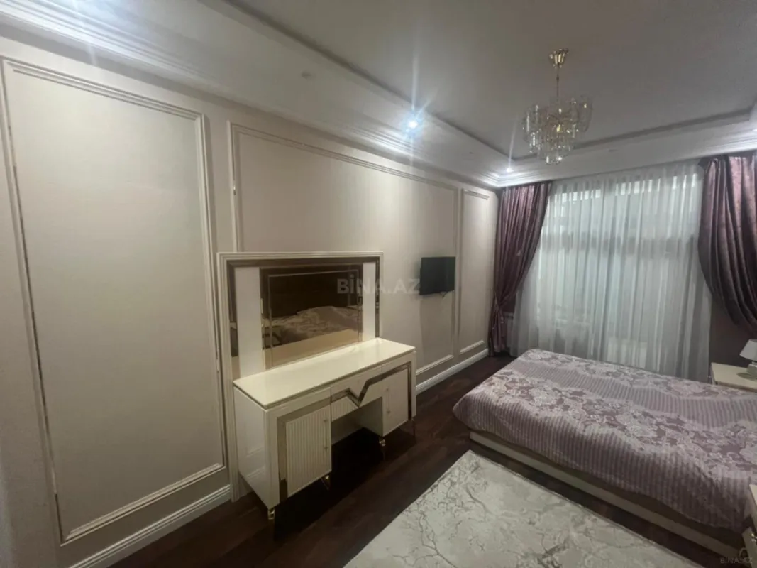 Satılır 2 otaqlı mənzil 68 m²