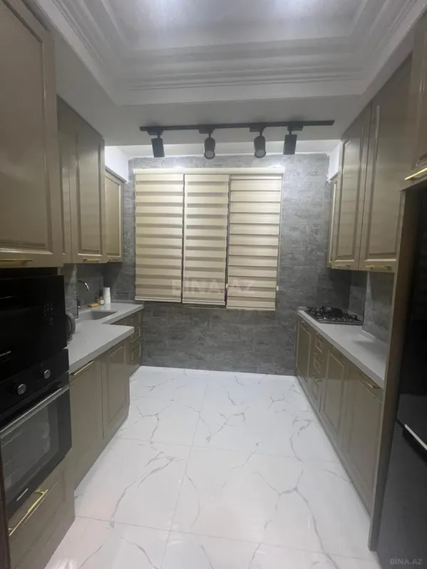 Satılır 2 otaqlı mənzil 68 m²