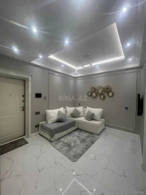 Satılır 2 otaqlı mənzil 68 m²