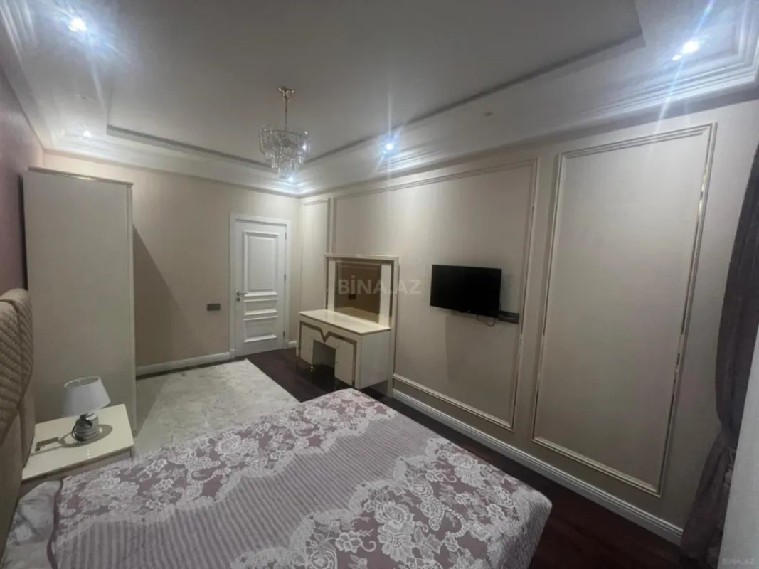 Satılır 2 otaqlı mənzil 68 m²